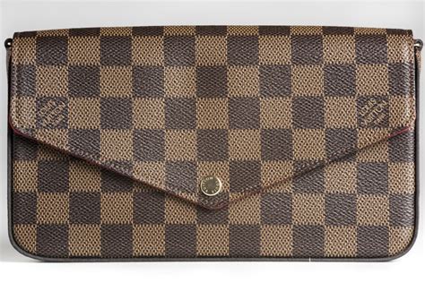 faux porte monnaie louis vuitton